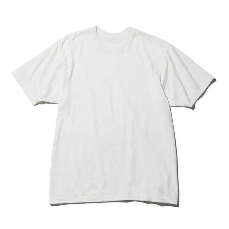 HanesのTシャツ