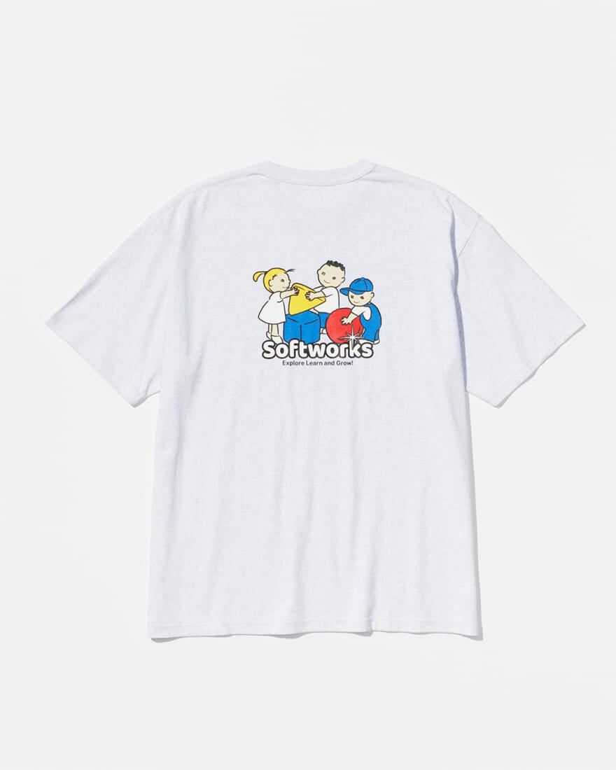 Softworks × BEAMS Tの裏　ビームスTのグラフィックTシャツ