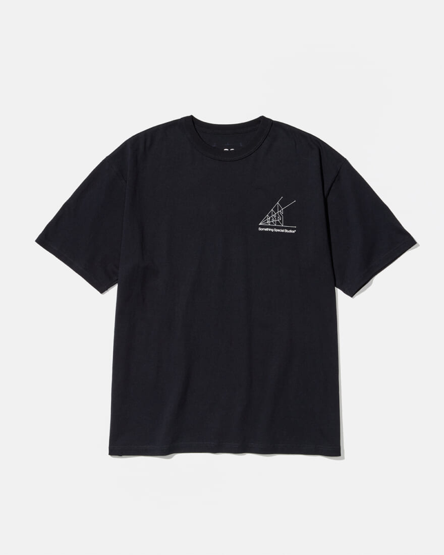 SomethingSpecialStudio × BEAMS T　ビームスTのグラフィックTシャツ