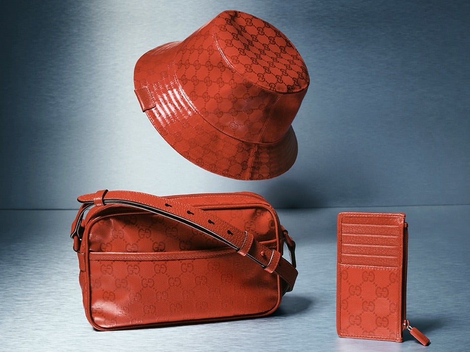 グッチからハイビスカスレッドのクリスタルGGキャンバスが登場！渋谷ミヤシタパークで先行発売が決定！