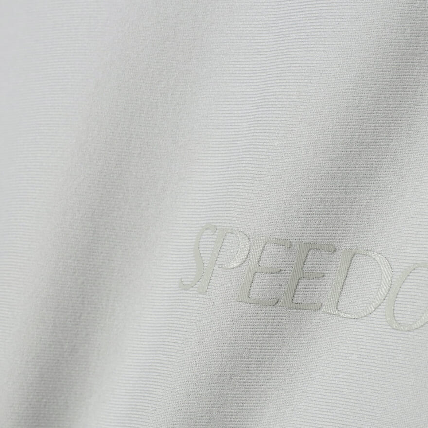 〈Speedo〉×〈BEAMS〉のコラボTシャツのロゴ