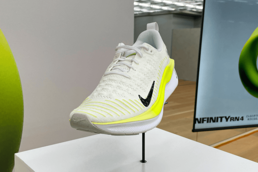 NIKE  INFINITY RUN4 26.5cm ナイキインフィニティラン4