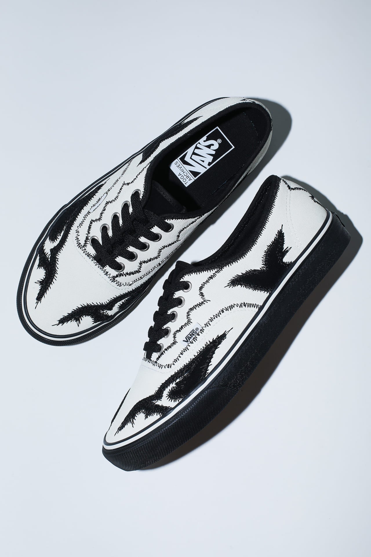 AUTHENTIC VANS×TOGA　オーセンティック　トーガ　ヴァンズ