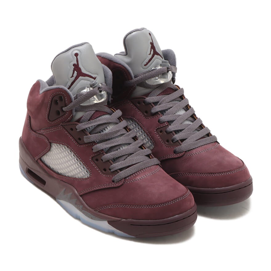 「JORDAN BRAND(ジョーダンブランド)」からバーガンディカラーをまとった「AIR JORDAN 5」が登場