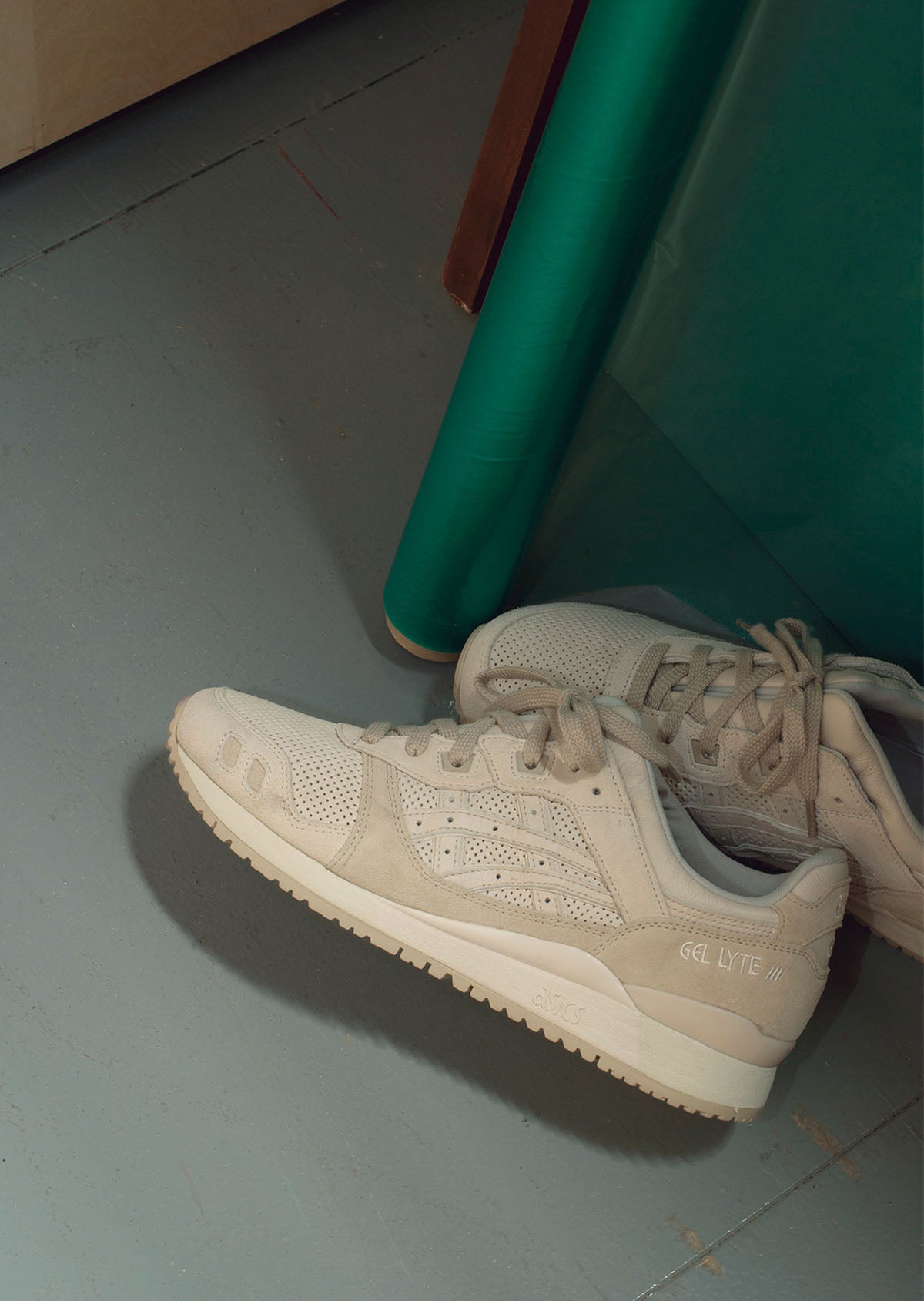 アシックスのGEL-LYTE III OG