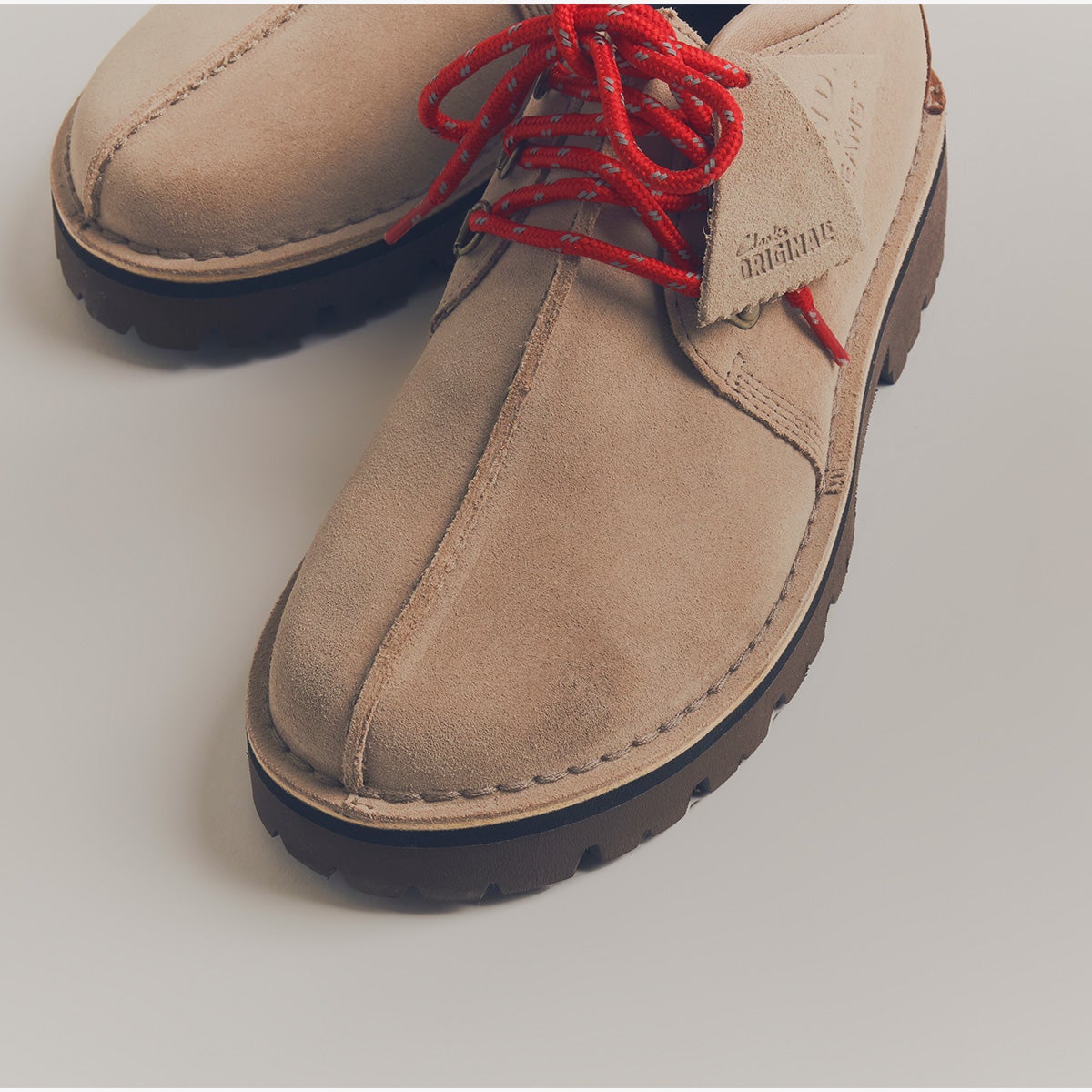 END. Clarks ORIGINALS BEAMS PLUS コラボ Trek Rock Hike 爪先