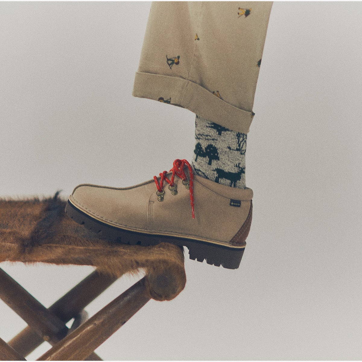 END. Clarks ORIGINALS BEAMS PLUS コラボ Trek Rock Hike　側面