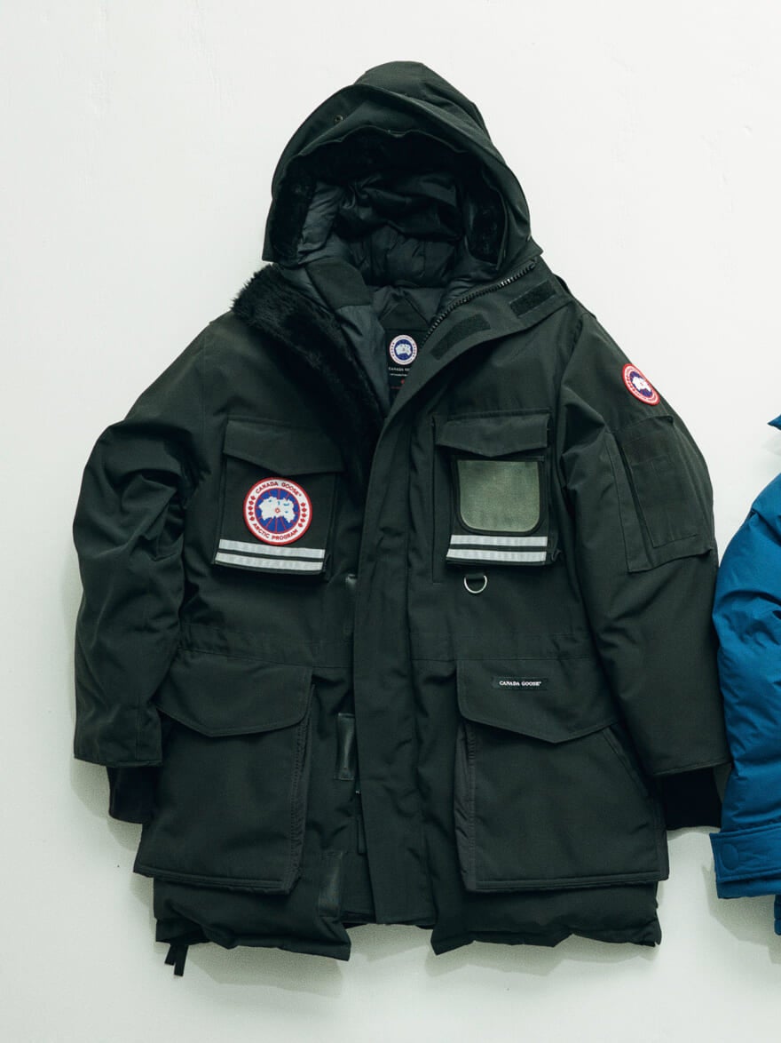 カナダグースのダウン　SNOW MANTRA PARKA