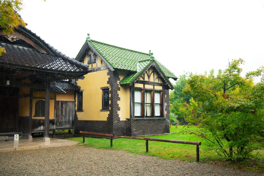 松籟閣 稲井孝太朗 新潟県 長岡市 日本家屋 アールデコ 応接室 桟瓦葺