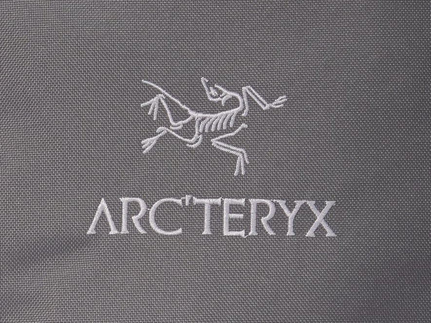 争奪戦はもう始まってる！ 「アークテリクス」と「ビームス」のコラボシェルジャケットなど完売必至の４型をスクープ！[ARC’TERYX×BEAMS]