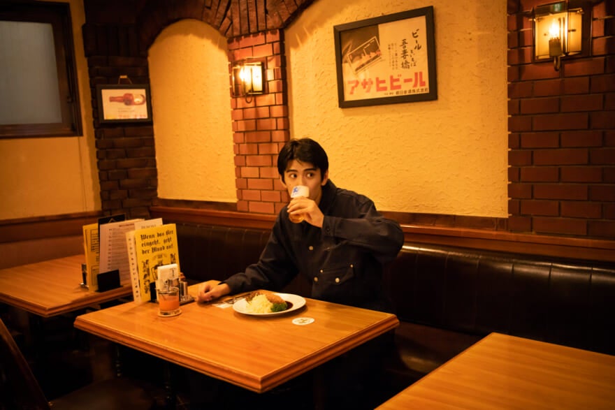 ランチョン ビヤホール ランチョン 神保町 ランチ ディナー ビール 稲井孝太朗 マルエフ アサヒ生ビール 生ビール 最初の一口