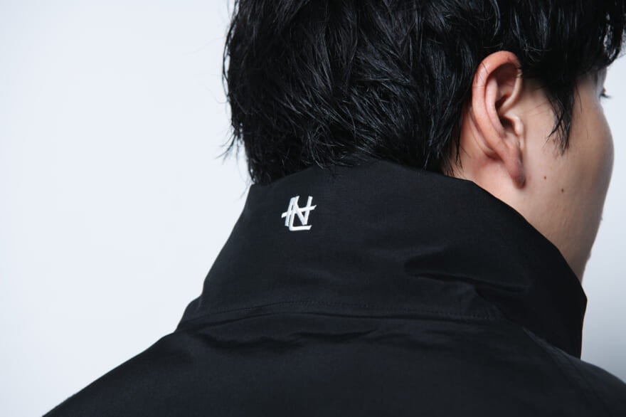 ジャケット(ナナミカ×モンキータイム) ¥102,300/ユナイテッドアローズ 池袋店 横山翔一さん/BEAUTY&YOUTH プレス 黒 ダウン ブラック ダウン 首元 ロゴ