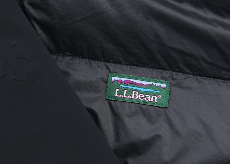 2万円台のモンベル、日本人のためのエル・エル・ビーン…人気アウトドアブランドの「黒いダウン&中綿ジャケット」4選