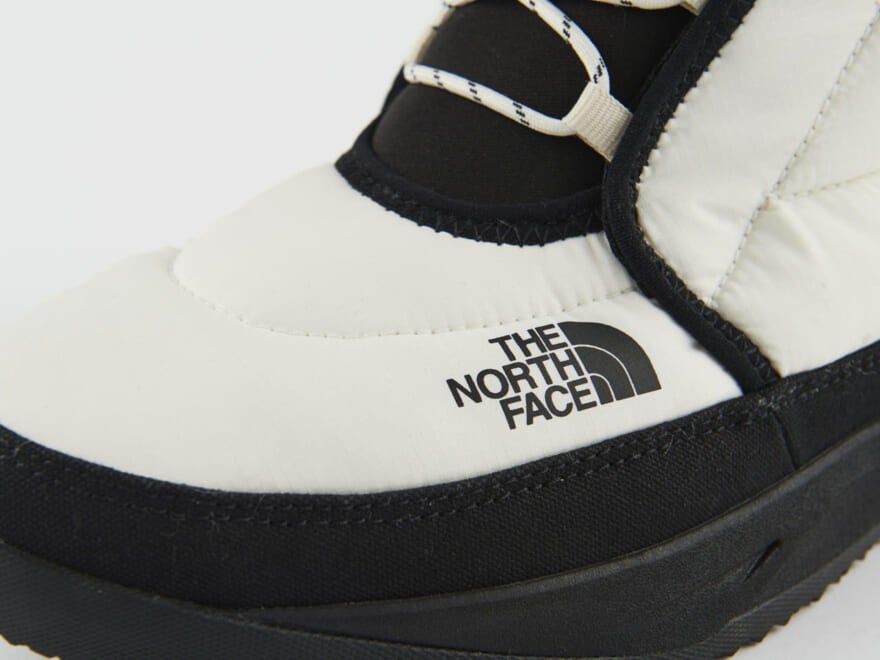 THE NORTH FACEのスニーカーのロゴ