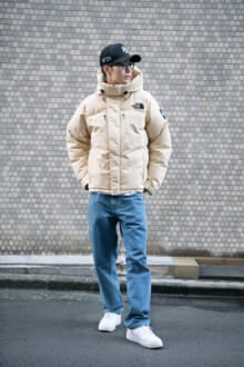 [鈴々木 響] 「ザ・ノース・フェイスのバルトロにリーバイス®シルバータブの復刻デニムを合わせてとことんカジュアルに！」【メンズノンノモデルの私服スナップ】