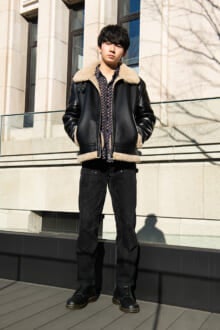 [中谷 光希] 「ザラのムートンコートとデニムにドクターマーチンのブーツを合わせて、大人っぽさをアピール」【メンズノンノモデルの私服スナップ】