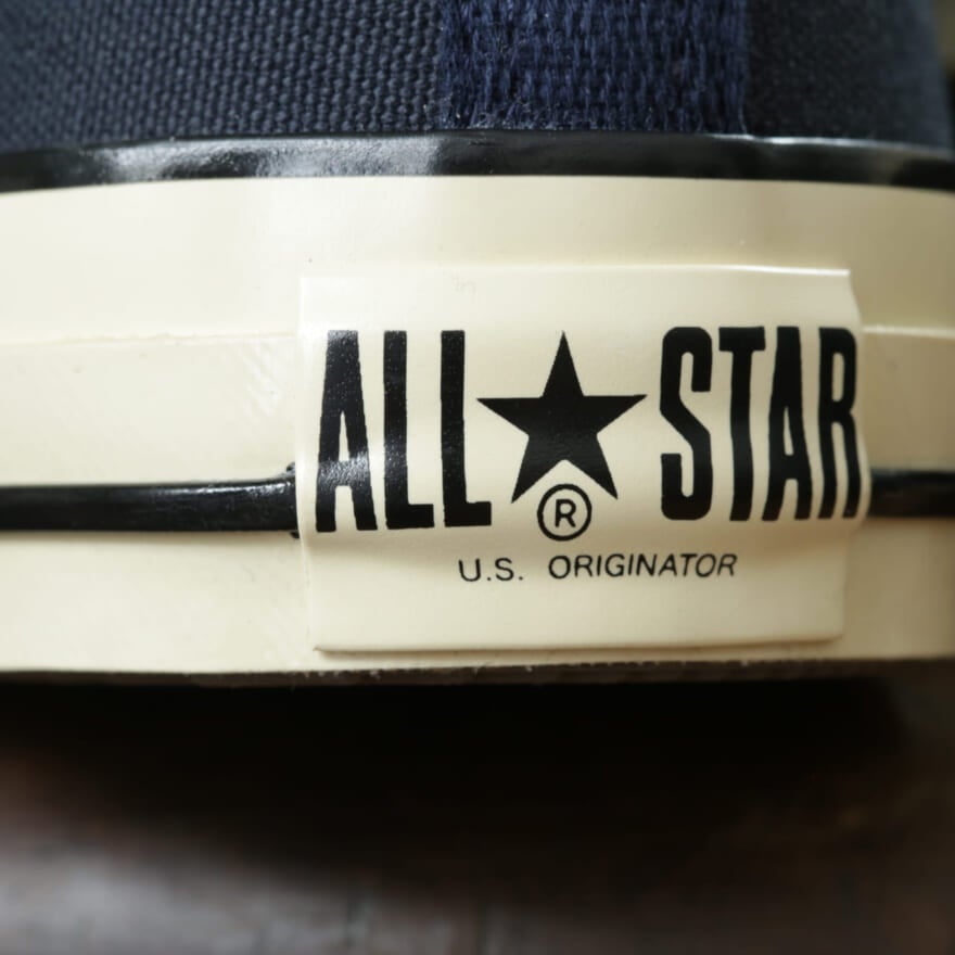 コンバース オールスターの新作「ALL STAR US AGEDCOLORS HI」のヒールタブ