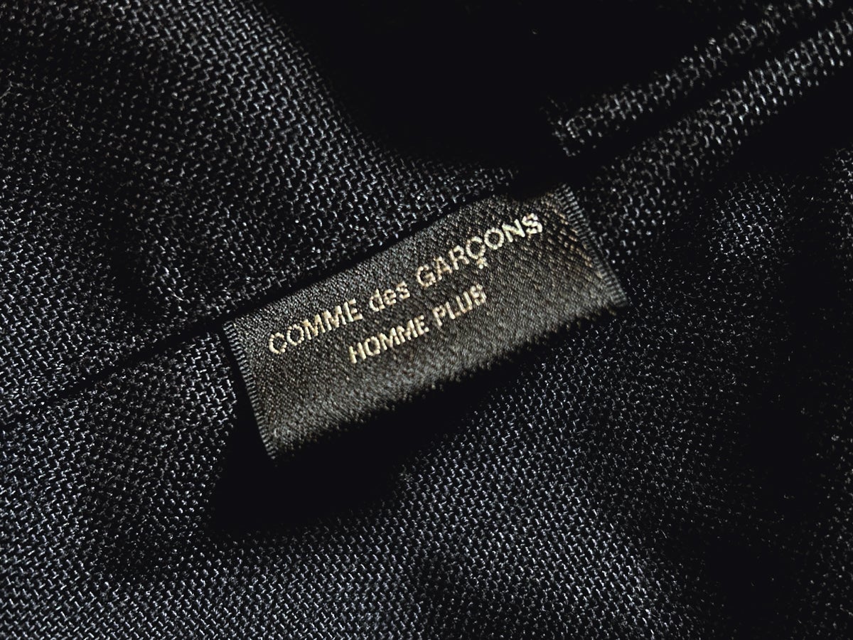 名作COMME des GARCONS homme plus 巻きスカート 灰 名作COMME des GARCONS homme plus 巻きスカート 灰 - メルカリ