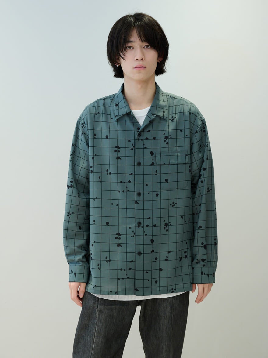 ジーユーとアンダーカバーのコラボ　レビュー　GU × UNDERCOVER　シアーオーバーサイズシャツ(長袖)　オリーブ