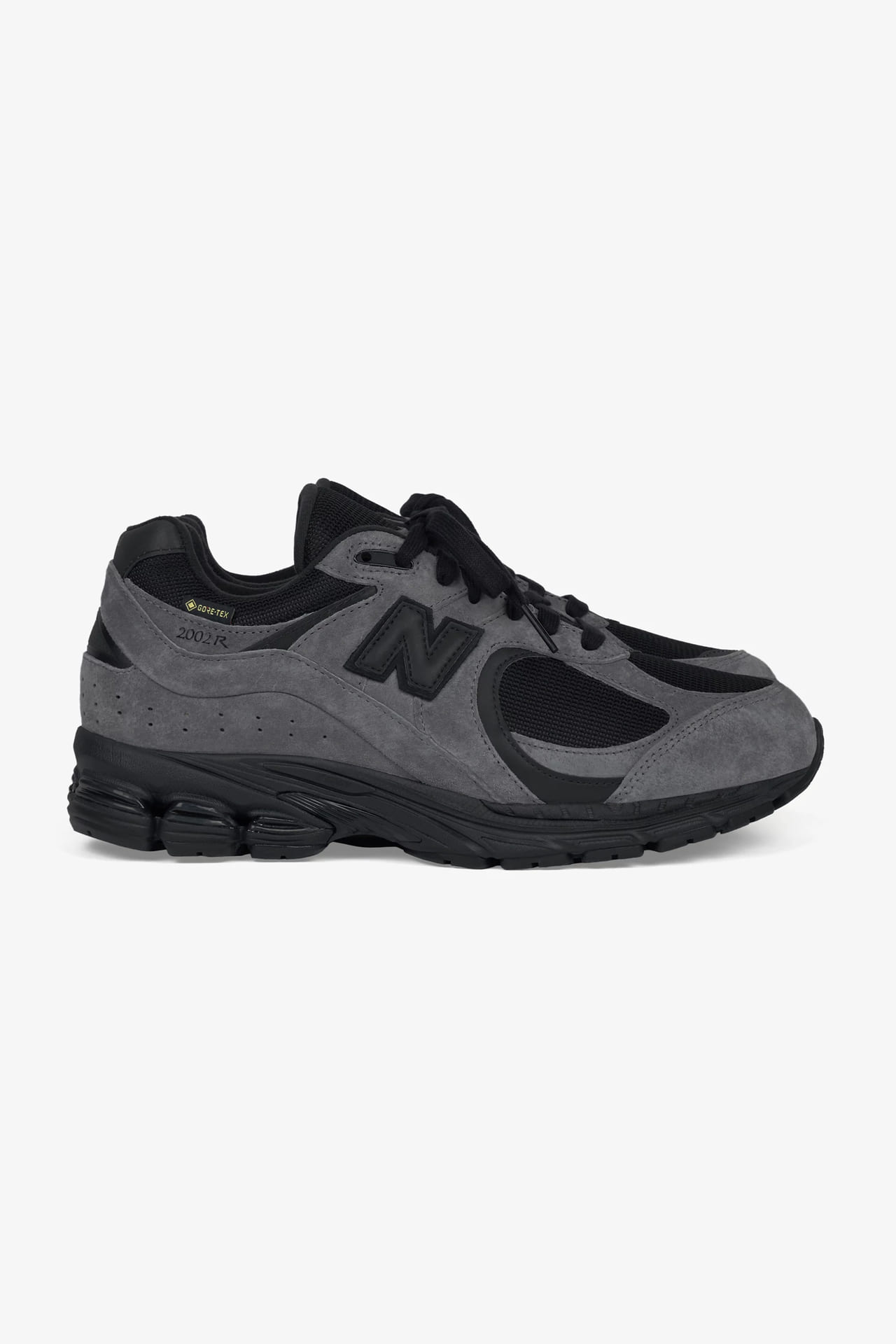 「JJJJound & New Balance The 2002R GORE-TEX®」New Balance（ニューバランス）　JJJound（ジョウンド）　スニーカー　ゴアテックス　コラボ　チャコールグレー　側面