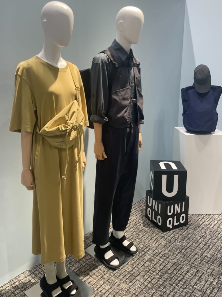 「UNIQLO 2024 SPRING/SUMMER LifeWear Collection」Uniqlo U 2024年 春夏コレクション 展示会ブース1