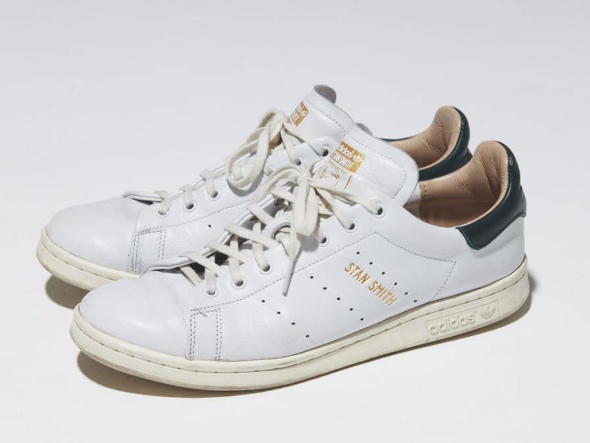 [Gallery]アディダスのクリーンな「スタンスミス」、ローファー感覚で履ける「サンバ」...ジャケットに合わせる上品モデル３選。