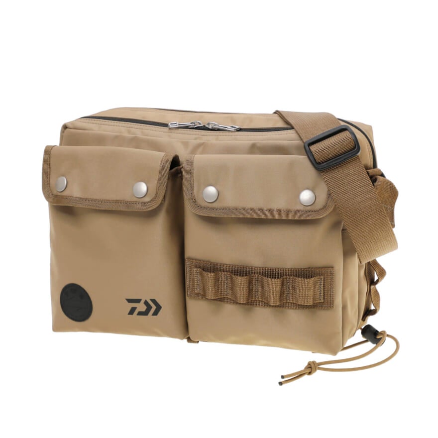 「DAIWA(ダイワ)」　「POTR」コラボレーションアイテム 　SHOULDER BAG　ベージュ