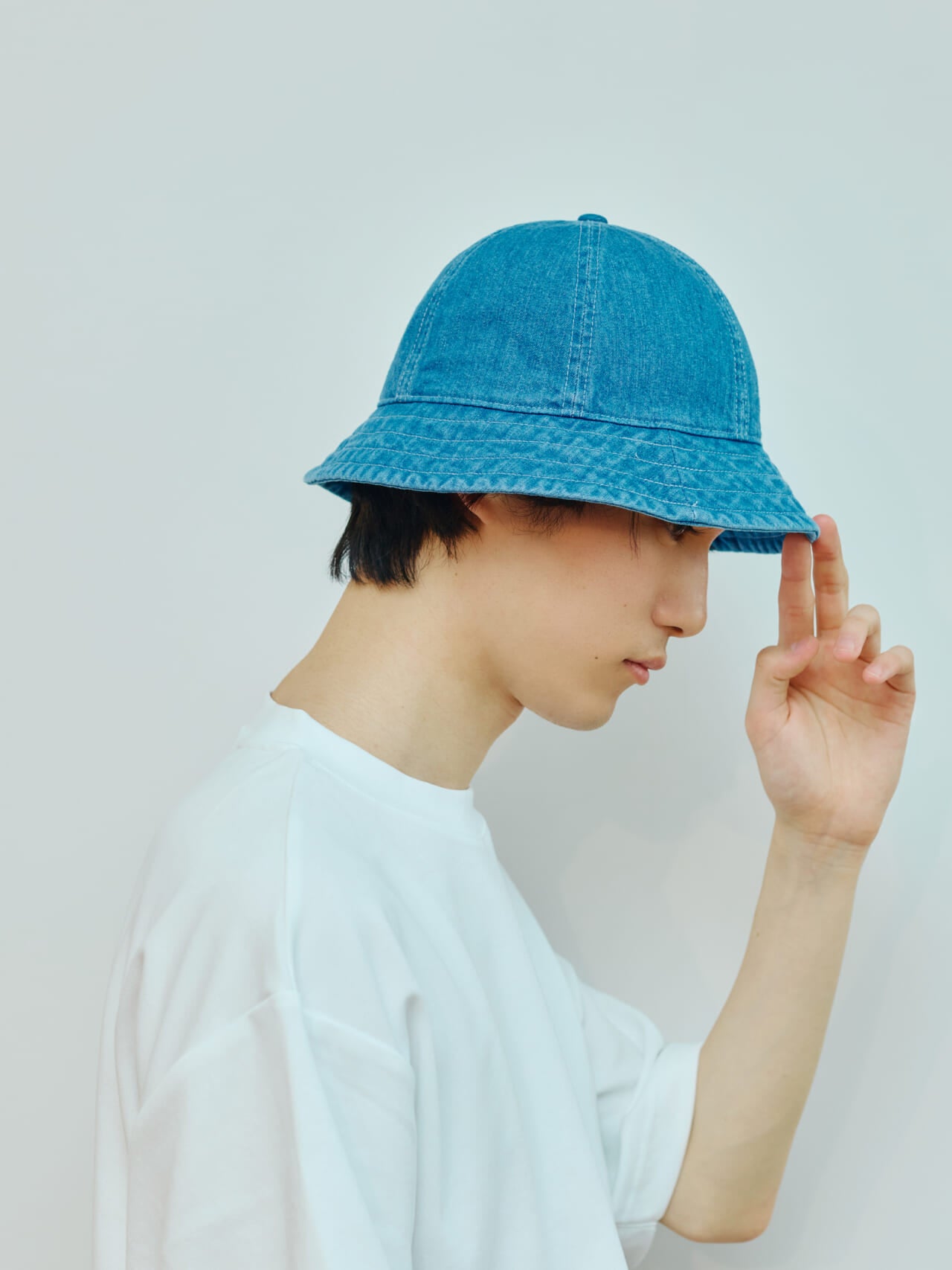 ユニクロのUVカットデニムメトロハットを試着&本音レビューのサイド