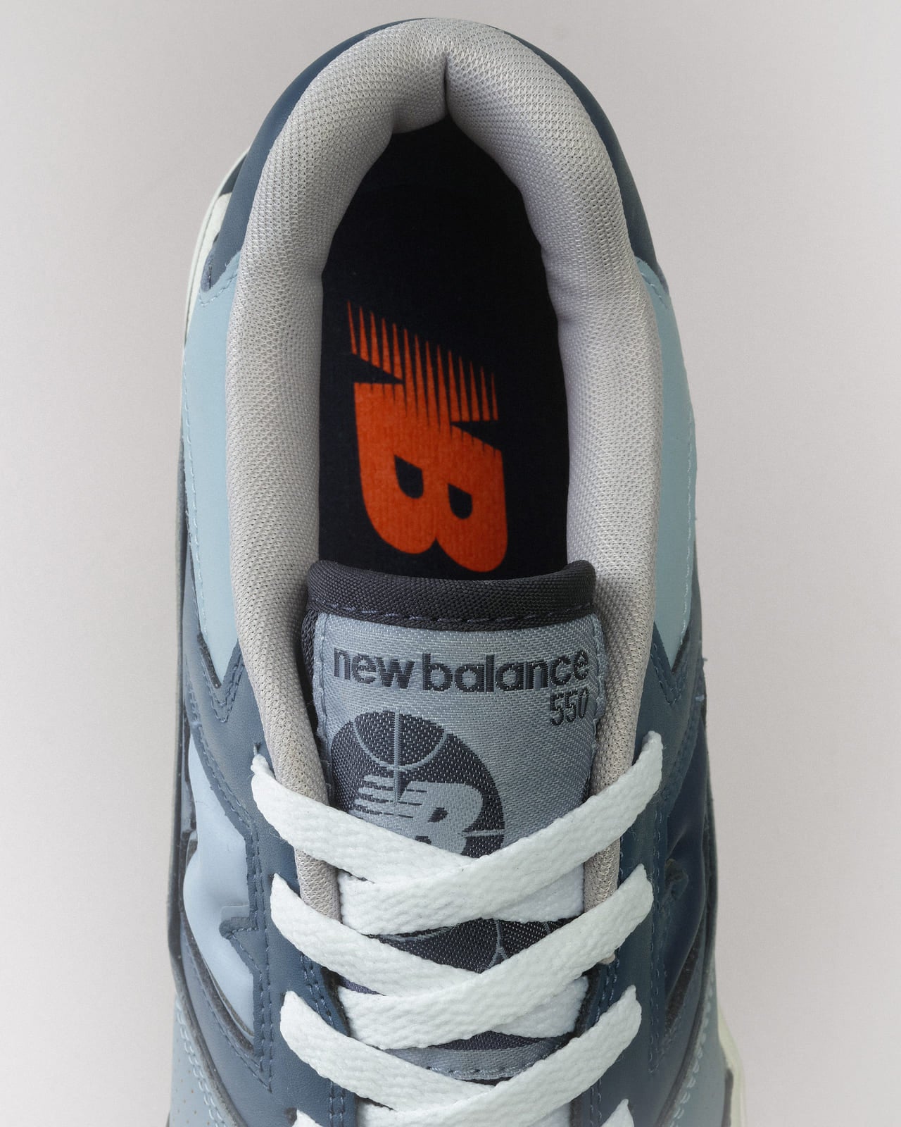「New Balance(ニューバランス)」と「BEAMS(ビームス)」の別注 「BB550」　スニーカー　インソール