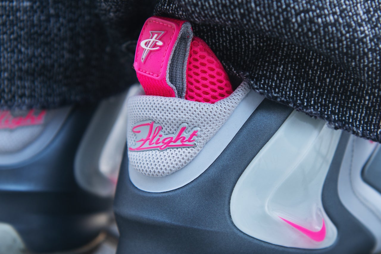 NIKE LIL PENNY POSITE ピンク グレー バックスタイル