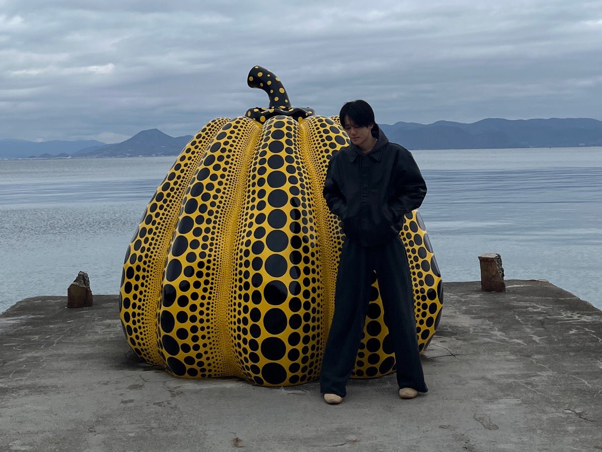 20 minutes from Uno Port!First landing on Naoshima, a surprisingly close art island[樋之津琳太郎ブログ]