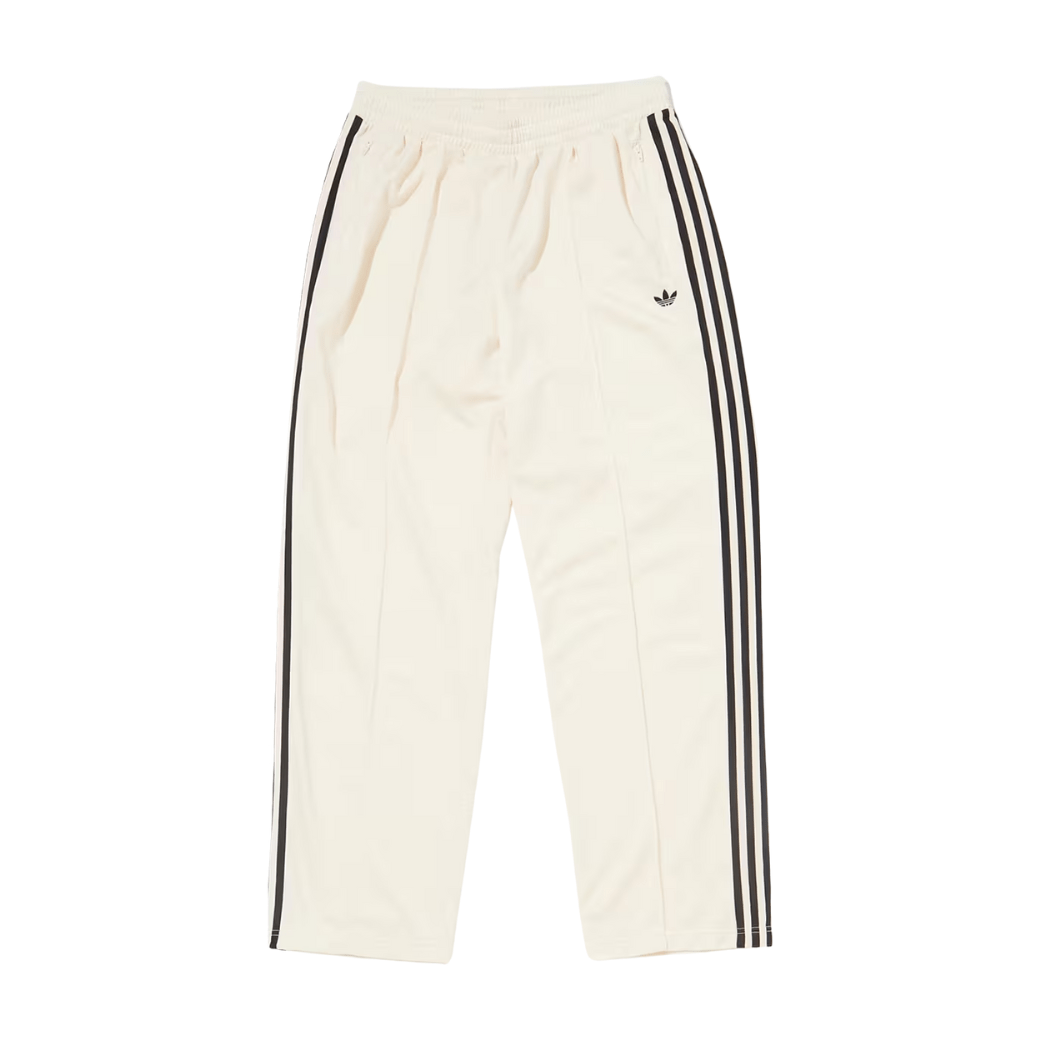 BECKEN BAUER TRACK PANTS ¥11,000(tax in)　adidas OriginalsとFREAKʼS STOREのExclusive Collection 単体