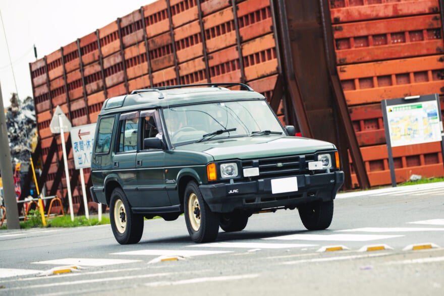 LAND ROVER DISCOVERY／ランドローバー ディスカバリー　走行シーン