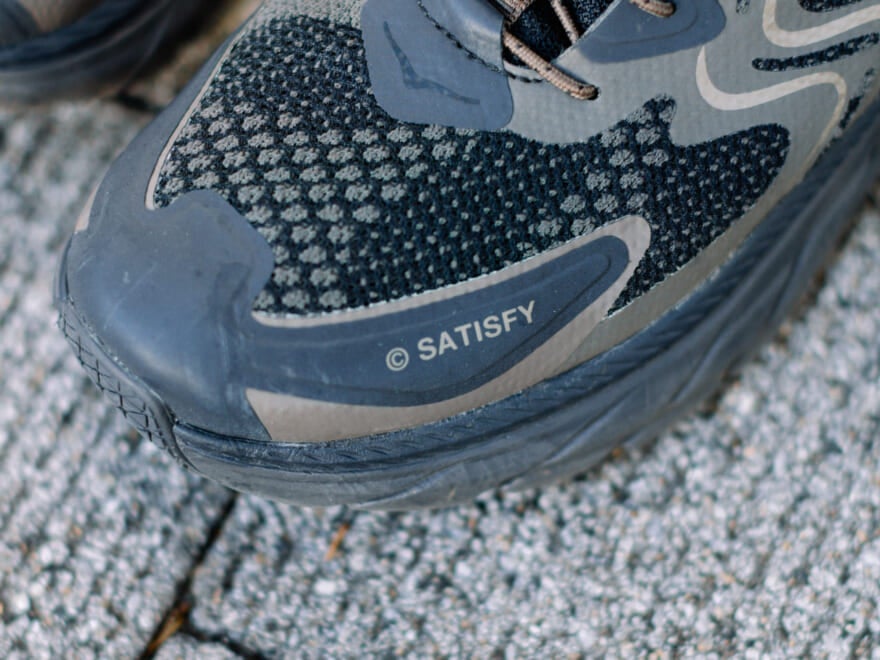 HOKA × Satisfy Running「Clifton LS」