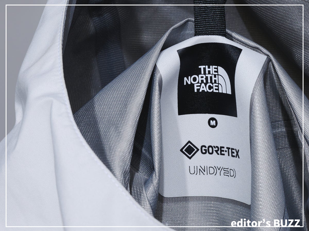 白に見えて白じゃない!? ゴアテックスな「ザ・ノース・フェイス」の愛用ジャケットは春も梅雨も手放せない！[編集者の愛用私物 #62]