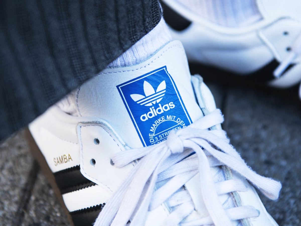 adidas【アディダス】コーディネートしやすい！スニーカー 白 adidas【アディダス】コーディネートしやすい！スニーカー 白