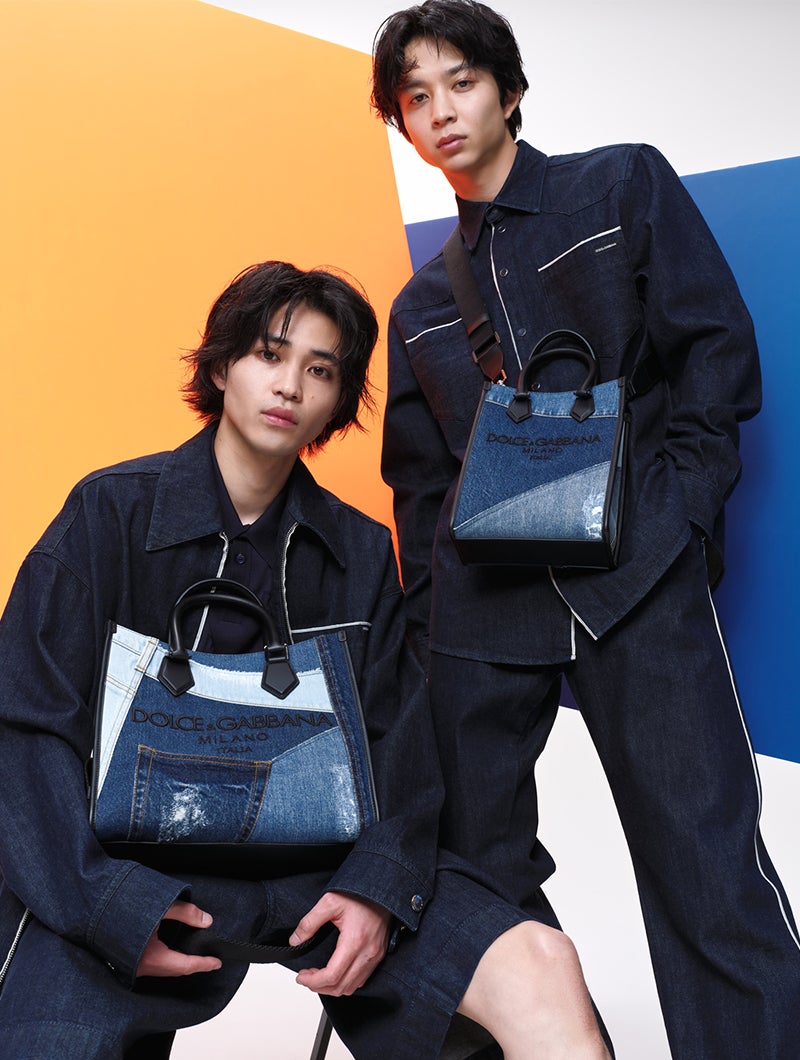 ドルチェ＆ガッバーナの新作メンズバッグを持つメンズノンノモデルの中田圭祐と鈴木仁