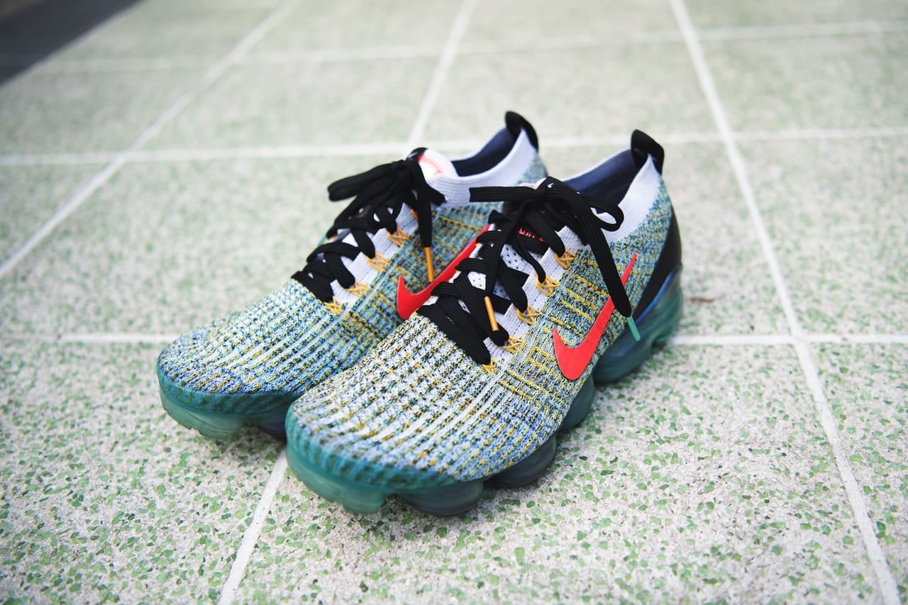 NIKE 「AIR VAPORMAX FLYKNIT 3」　横