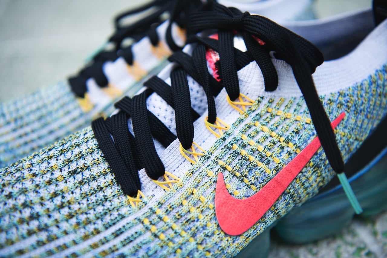 NIKE 「AIR VAPORMAX FLYKNIT 3」　スウォッシュ