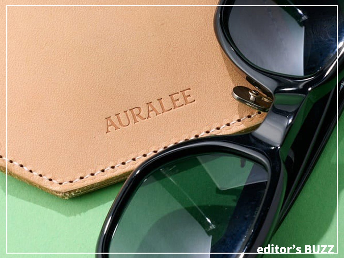 「オーラリー」初のサングラスは「アイヴァン7285」との強力コラボ！　特別なケースに包まれた夏の必需品。[編集者の愛用私物  #72]