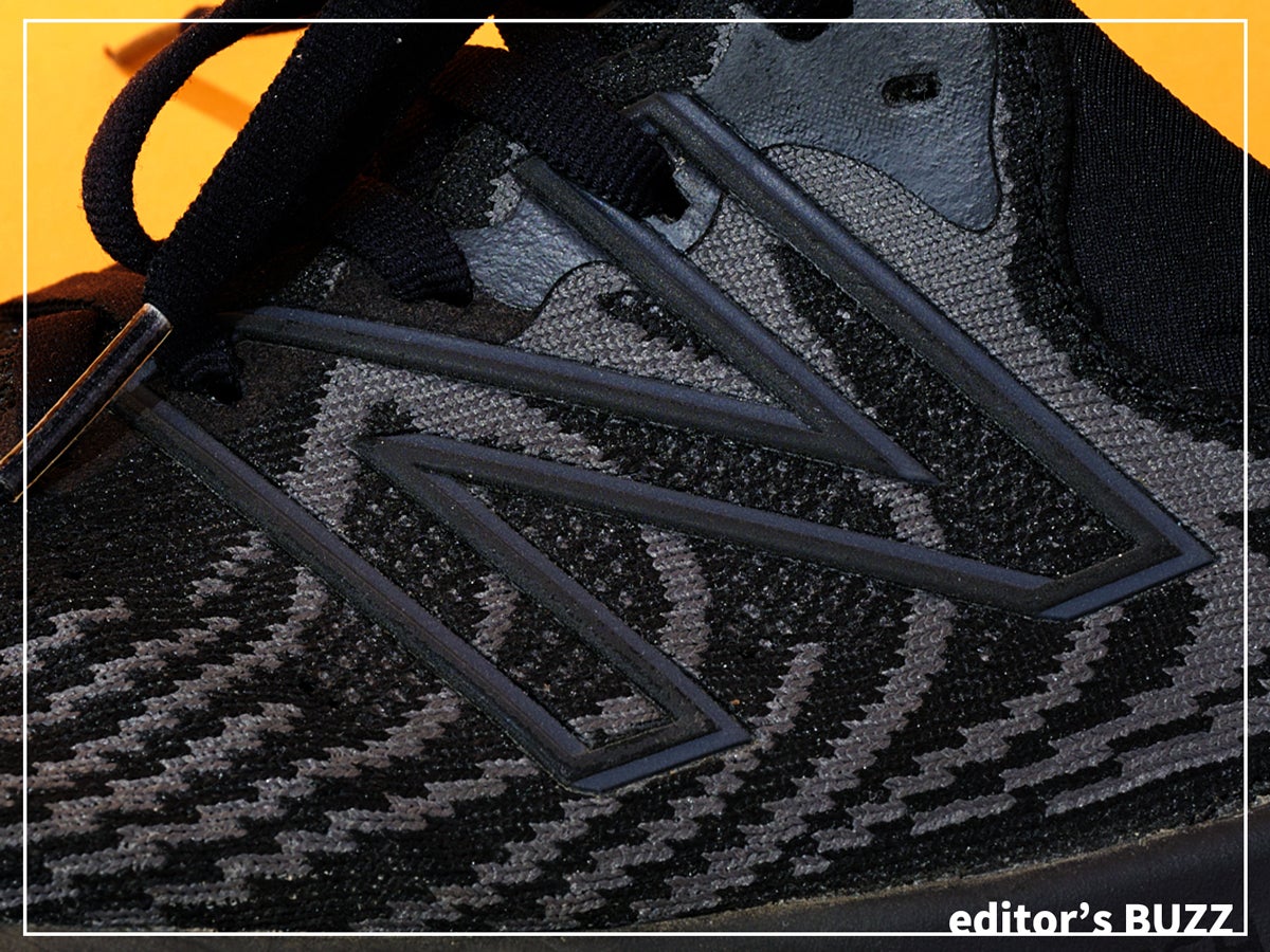 愛用しすぎた厚底な「黒いニューバランス」は重くないのが最高！ 夏はこればかり履いてしまう超偏愛スニーカー。[編集者の愛用私物  #75]