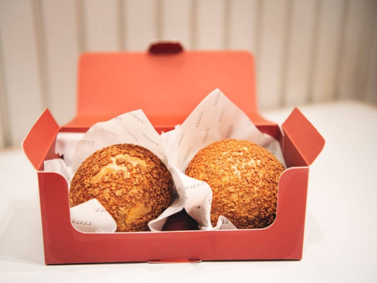 ［gallery］「ザクとろっ」食感のシュークリームに夢中！渋谷駅で甘いもの補給をするなら『PUFFZ』へ行くべし。【MY BUZZ SPOT!】