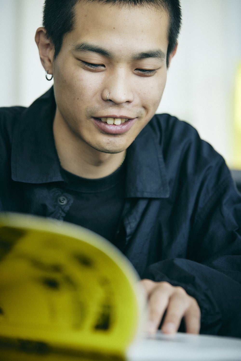 チープシックを読む石川さん