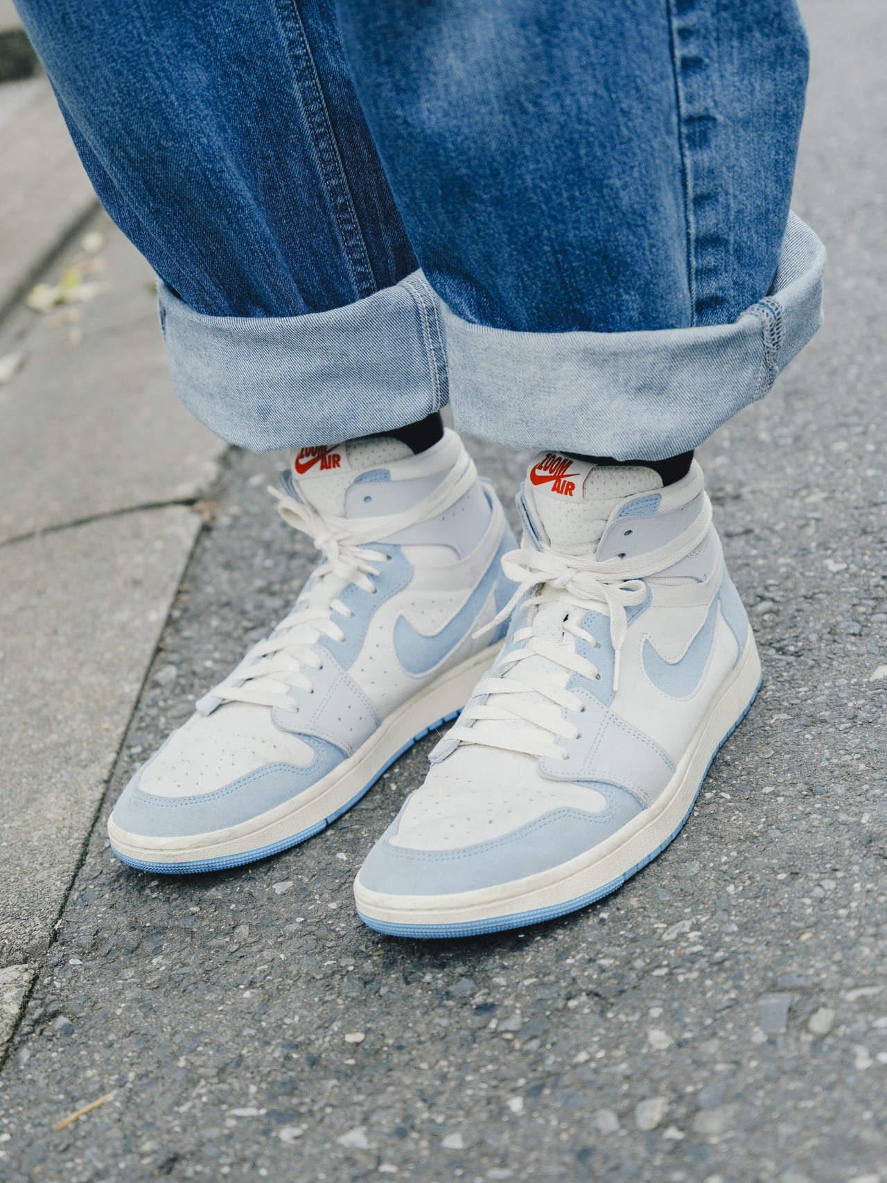 Nike WMNS Air Jordan 1 High Zoom CMFT 2 "University Blue"