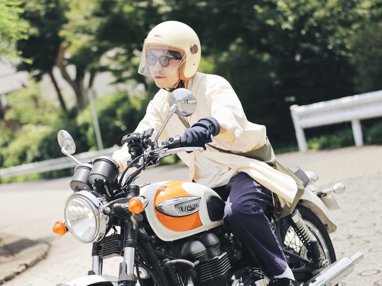 TRIUMPH BONNEVILLE T100/トライアンフ ボンネビル T100
