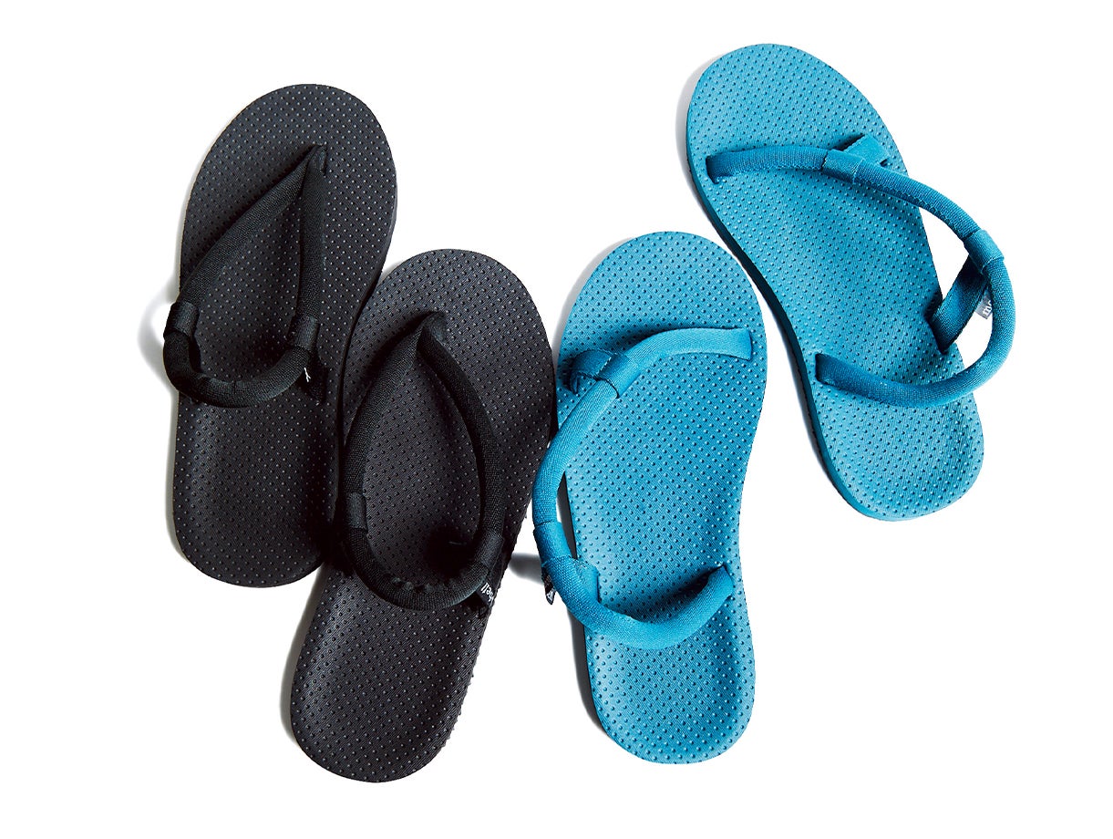 1,000円台のアイテムも！ GU、無印良品 、モンベル…コスパ最強、5,000円以下の安くて頼れるサンダル10選