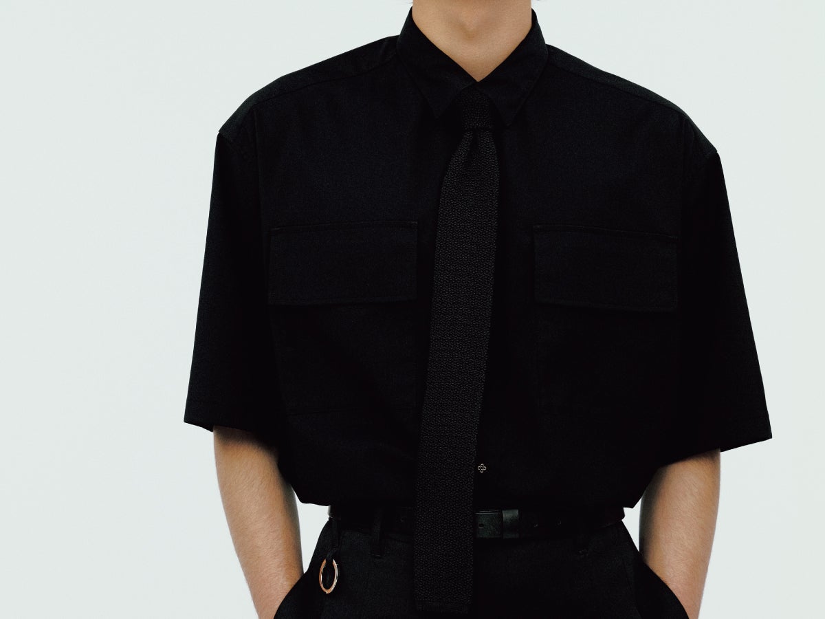 【スポーティじゃないテックシャツ５選】夏に着ると差がつくシャツ、撥水加工、UVカット…ハイスペックな頼れる１着を手に入れろ！