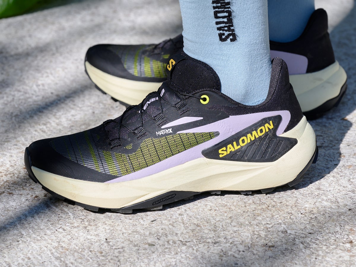 サロモン「GENESIS（ジェネシス）」の履き心地は？山道でも安心？トレイルランニング初心者が高尾山を走ってみた［Salomon］【メンズノンノ編集部の体験会潜入レポ】