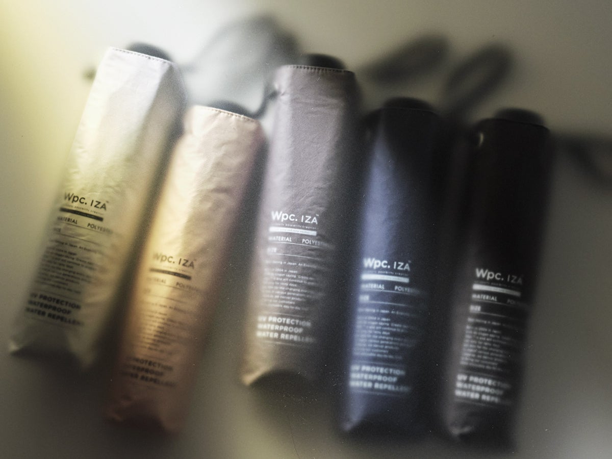 “日傘”のある毎日を始めよう。デザインも性能も大満足！　男性用日傘ブランド「Wpc. IZA（ダブリュピーシーイーザ）」の魅力を徹底紹介