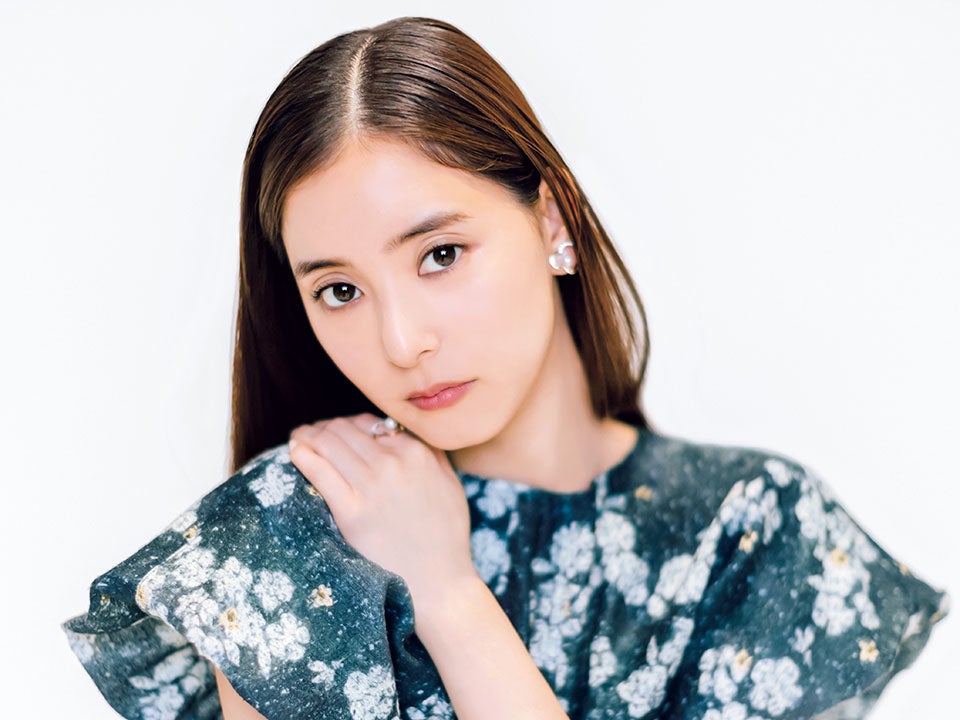 新木優子インタビュー。映画『キングダム 大将軍の帰還』の出演者、大沢たかお、吉川晃司、草刈正雄との撮影秘話。